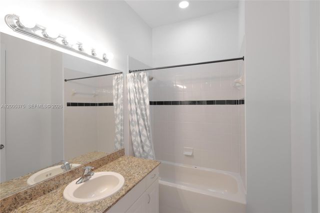 623 SW 146th Ter, Pembroke Pines, FL 33027