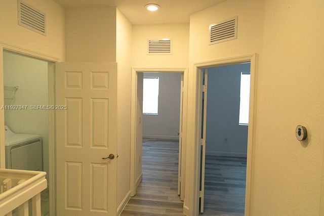 3434 W 104th Ter, Hialeah, FL 33018