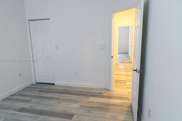 3434 W 104th Ter, Hialeah, FL 33018