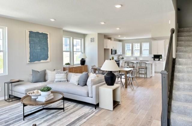 838 Woodlawn Avenue, Saint Paul, MN 55116