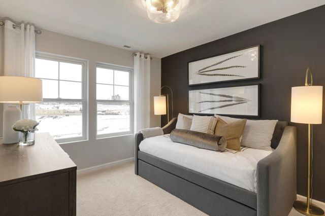 838 Woodlawn Avenue, Saint Paul, MN 55116