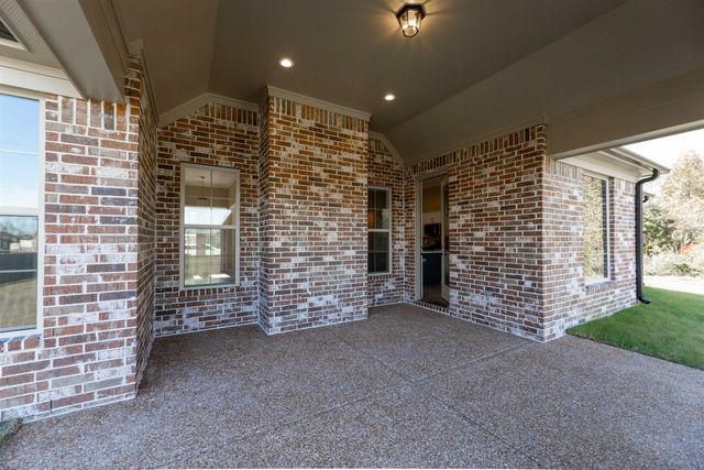 240 LAUREL WOOD LN, Oakland, TN 38060