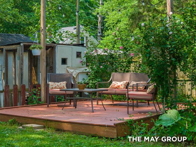 1515 Lancashire Drive, Grand Rapids, MI 49508
