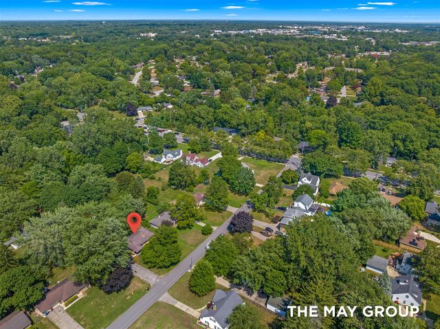 1515 Lancashire Drive, Grand Rapids, MI 49508