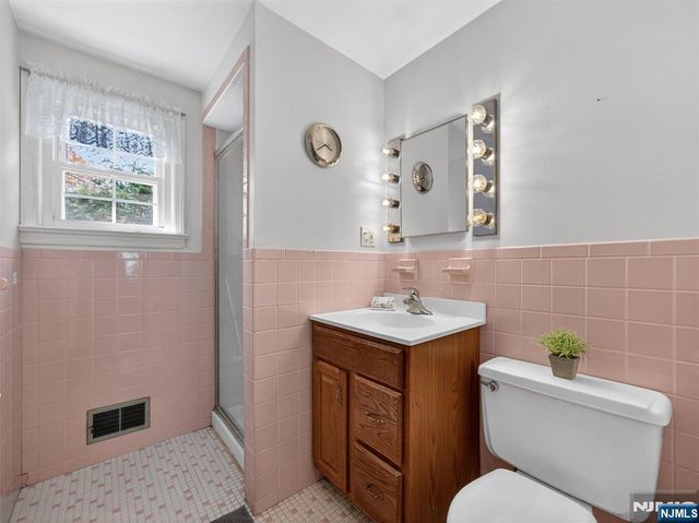 232 Momar Drive, Ramsey, NJ 07446