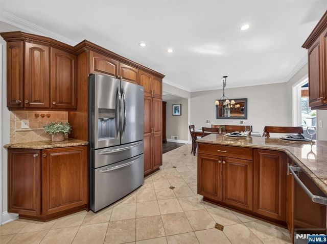 232 Momar Drive, Ramsey, NJ 07446