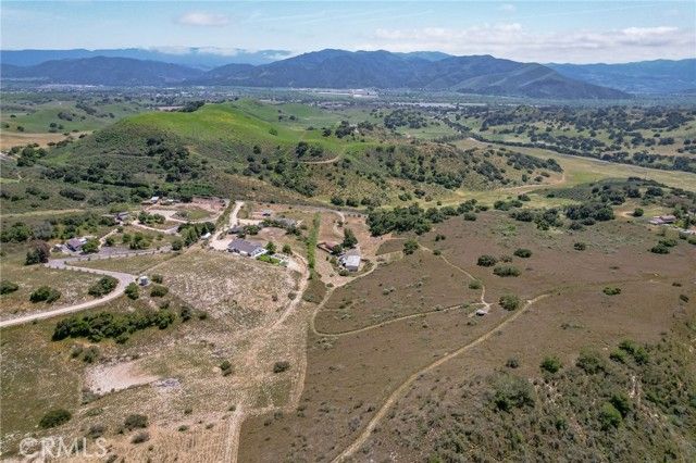 655 Bobcat Springs Road, Buellton, CA 93427