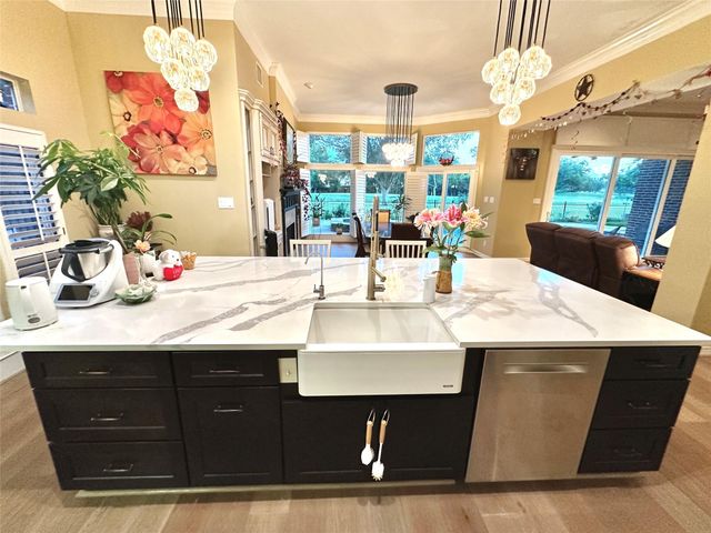 3311 Oakland Drive, Sugar Land, TX 77479