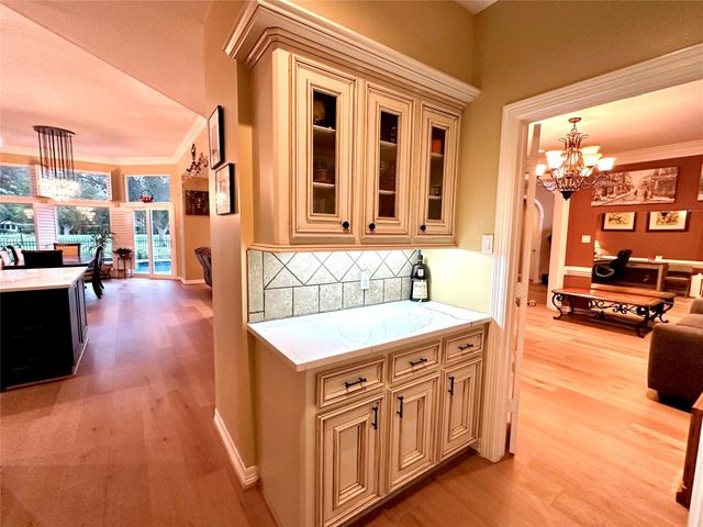 3311 Oakland Drive, Sugar Land, TX 77479