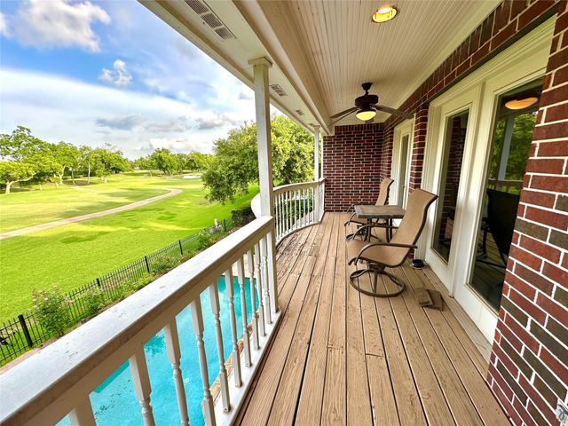 3311 Oakland Drive, Sugar Land, TX 77479