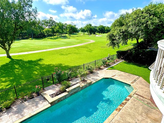 3311 Oakland Drive, Sugar Land, TX 77479
