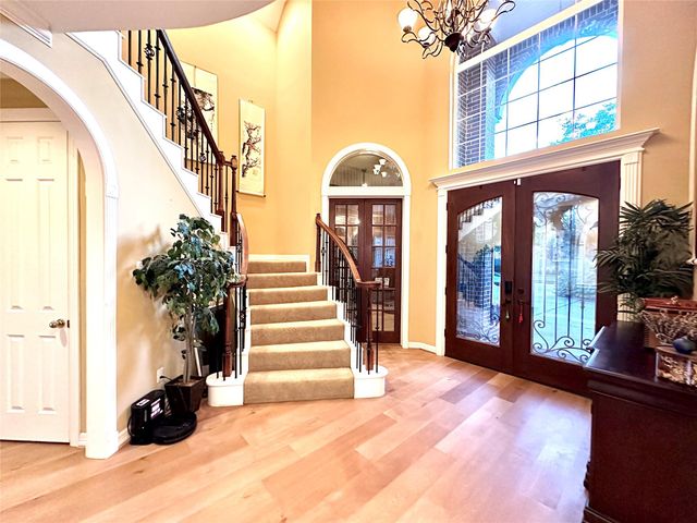 3311 Oakland Drive, Sugar Land, TX 77479