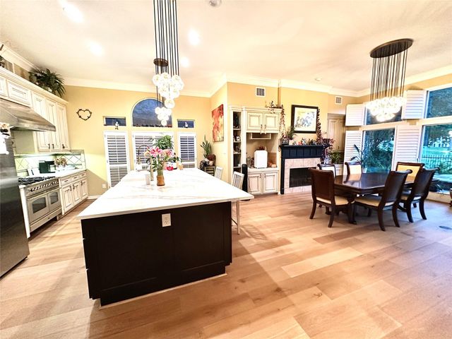 3311 Oakland Drive, Sugar Land, TX 77479
