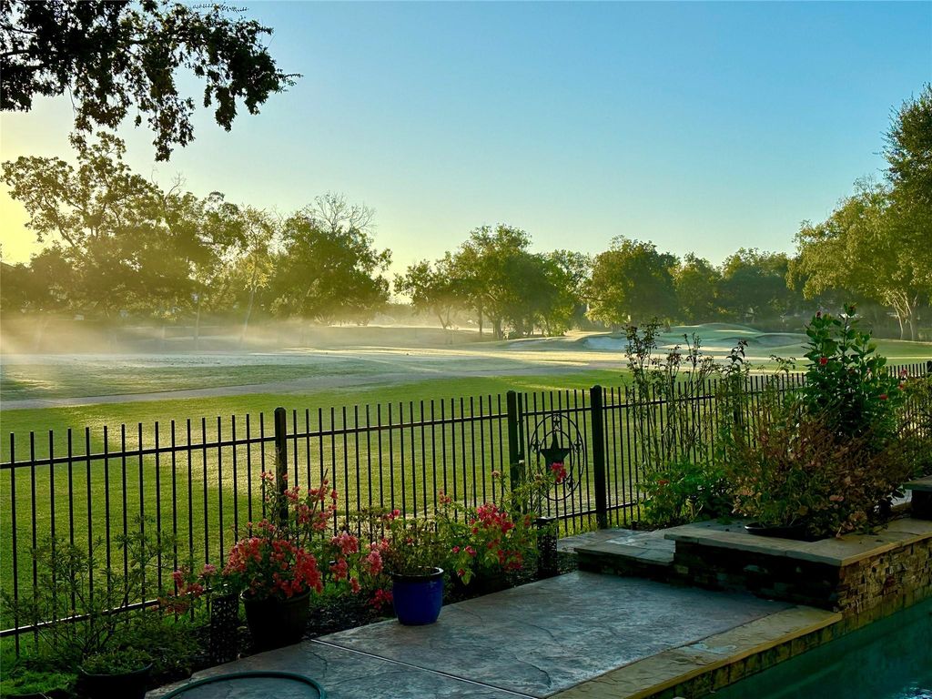 3311 Oakland Drive, Sugar Land, TX 77479