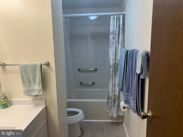 519 FUSELAGE AVE, Baltimore, MD 21221