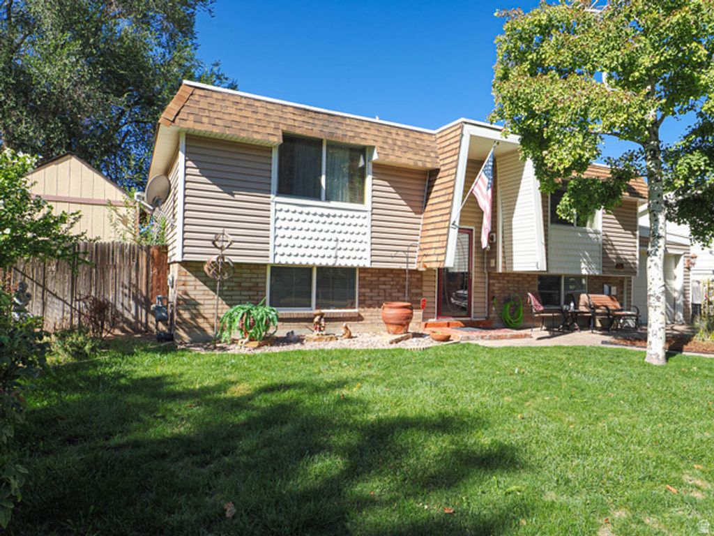 4790 S MEADOW WOOD WAY, Taylorsville, UT 84129 — photo 3