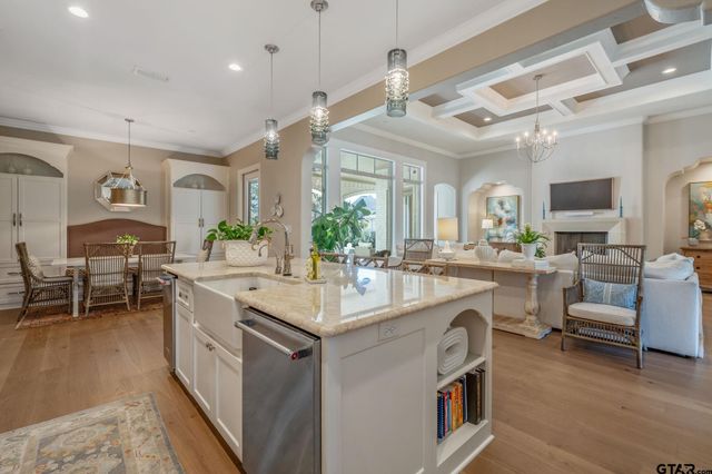 2231 Mulberry Grove, Tyler, TX 75703