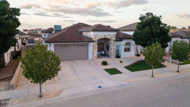 14277 Hunter Creek Drive, El Paso, TX 79938