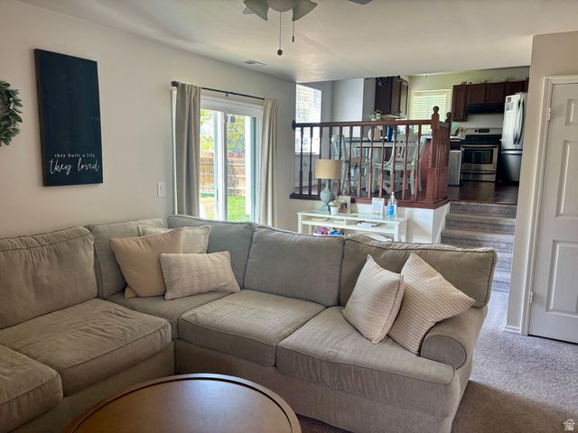 298 W MUTTON HOLLOW RD, Kaysville, UT 84037
