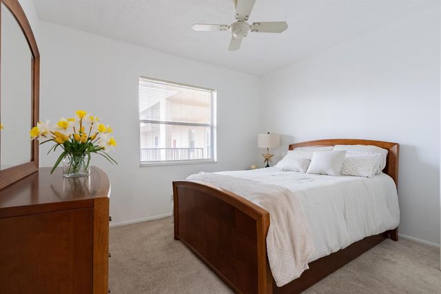 2811 Somerset Drive 412, Lauderdale Lakes, FL 33311