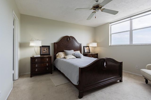2811 Somerset Drive 412, Lauderdale Lakes, FL 33311