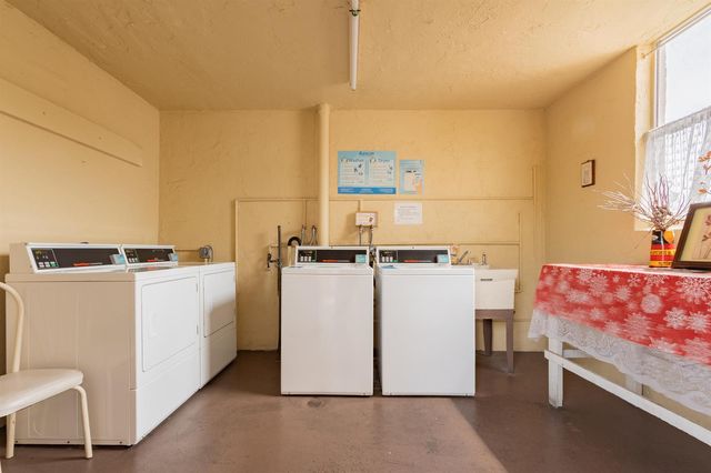 2811 Somerset Drive 412, Lauderdale Lakes, FL 33311