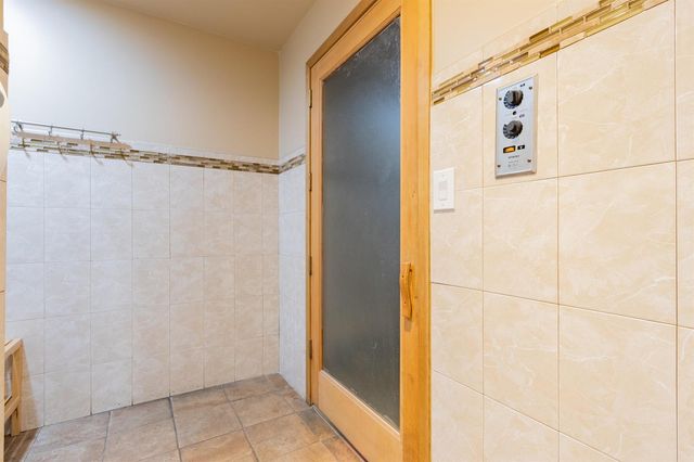 2811 Somerset Drive 412, Lauderdale Lakes, FL 33311