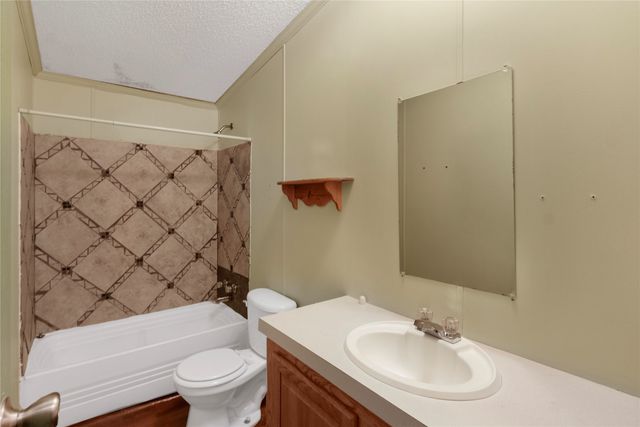 2001 Fm 1182, Ennis, TX 75119