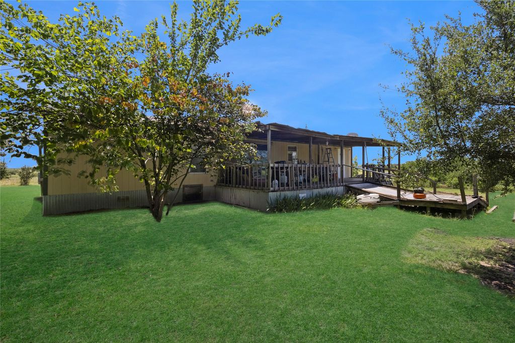 2001 Fm 1182, Ennis, TX 75119