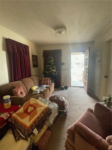 517 E Lee Ave, Kingsville, TX 78363