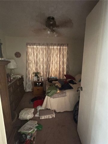 517 E Lee Ave, Kingsville, TX 78363