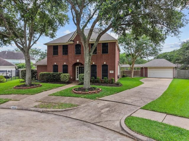 3010 Peekskill Court, Pearland, TX 77584