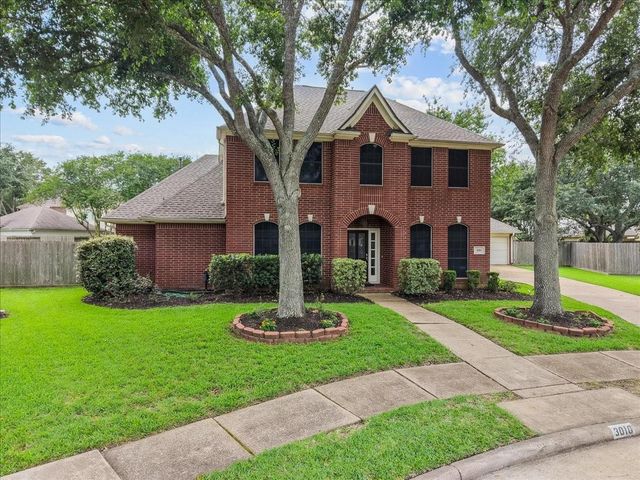 3010 Peekskill Court, Pearland, TX 77584