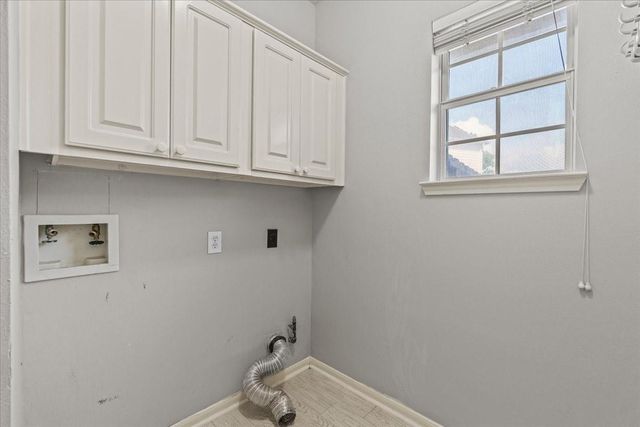 3010 Peekskill Court, Pearland, TX 77584