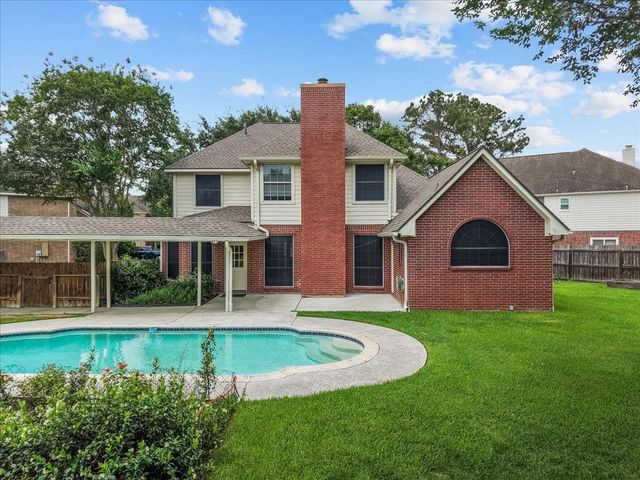 3010 Peekskill Court, Pearland, TX 77584