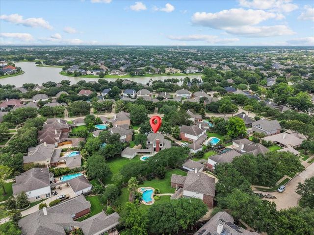 3010 Peekskill Court, Pearland, TX 77584