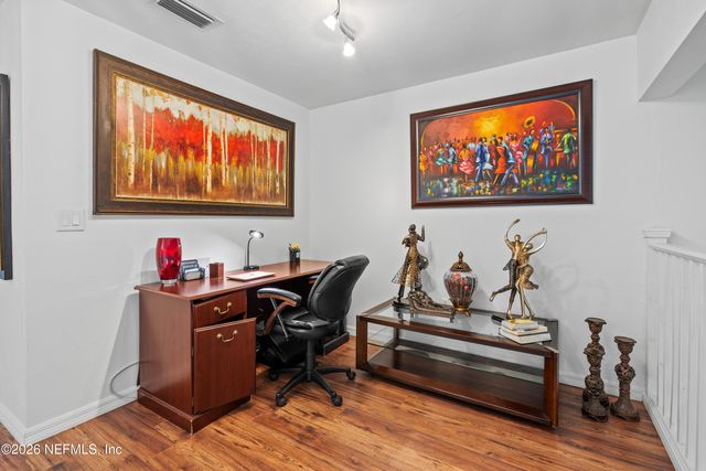 1215 NW 55TH Street 7, Gainesville, FL 32605