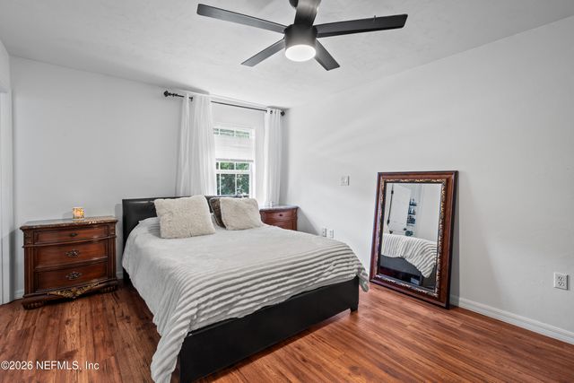 1215 NW 55TH Street 7, Gainesville, FL 32605