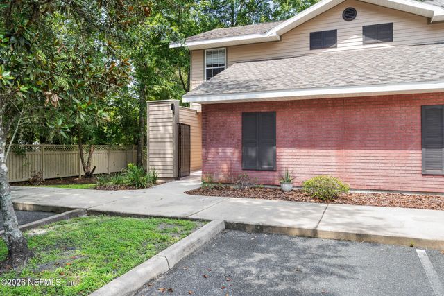 1215 NW 55TH Street 7, Gainesville, FL 32605