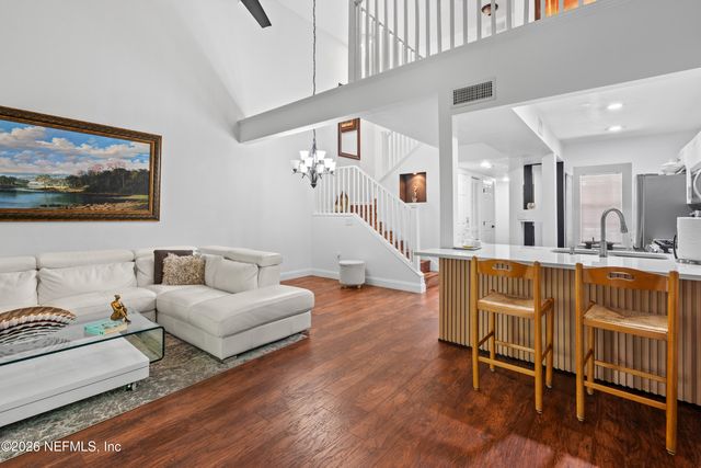 1215 NW 55TH Street 7, Gainesville, FL 32605