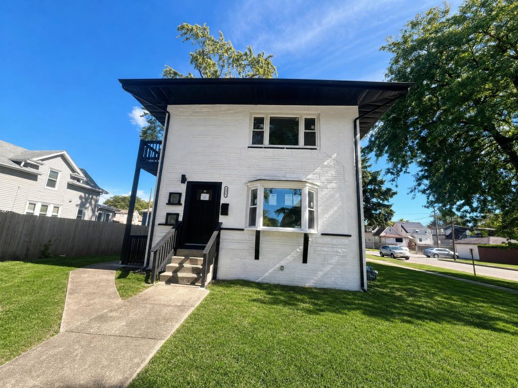 317 S 11TH Avenue, Maywood, IL 60153 — exterior