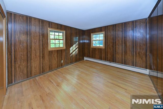600 Mazur Avenue, Paramus, NJ 07652