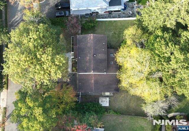 600 Mazur Avenue, Paramus, NJ 07652