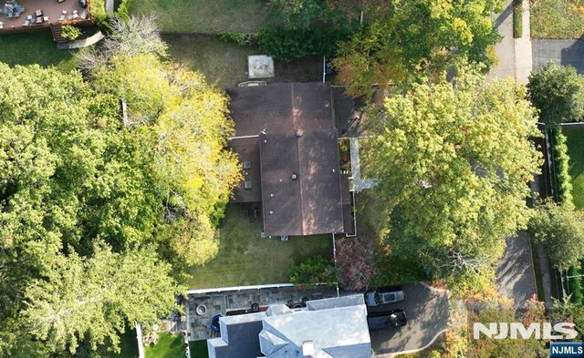 600 Mazur Avenue, Paramus, NJ 07652