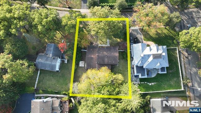 600 Mazur Avenue, Paramus, NJ 07652