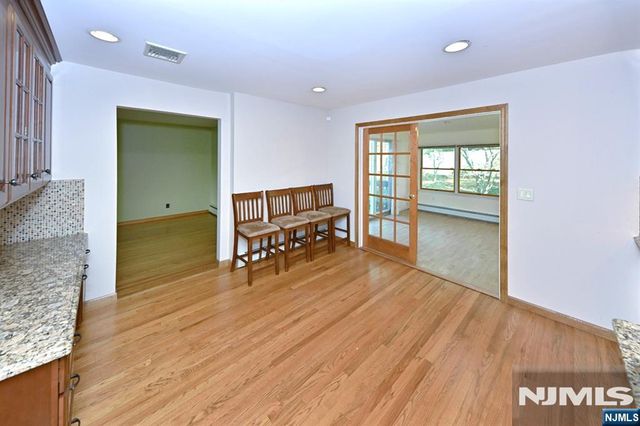 600 Mazur Avenue, Paramus, NJ 07652