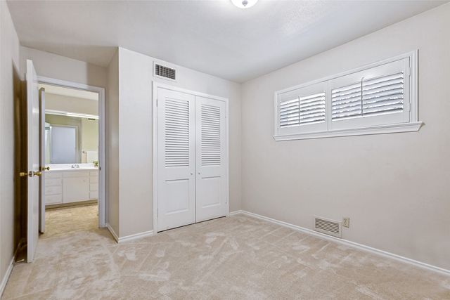 6147 E University Boulevard, Dallas, TX 75214