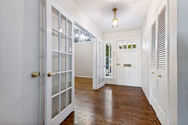 6147 E University Boulevard, Dallas, TX 75214