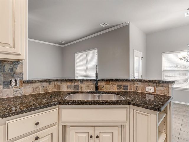 7026 N Cherokee, Warr Acres, OK 73132