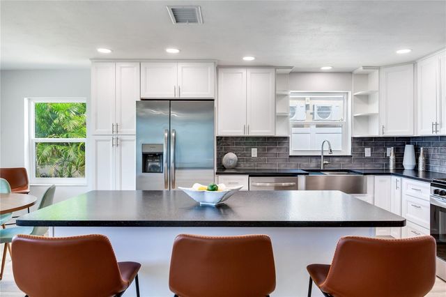 16458 REDINGTON DRIVE, Redington Beach, FL 33708